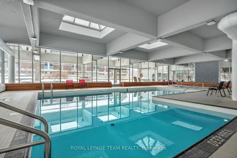 Photo 31 at 809 - 530 Laurier Avenue W, Ottawa Centre