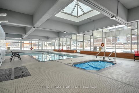 Photo 32 at 809 - 530 Laurier Avenue W, Ottawa Centre