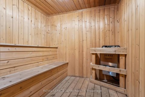 Photo 33 at 809 - 530 Laurier Avenue W, Ottawa Centre