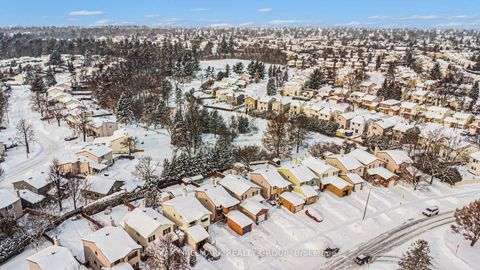 Photo 39 at 1876 Prestwick Drive, Queenswood Heights South, Orleans