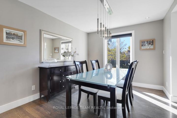 Photo 8 at 28 Holitman Drive, Nepean (Knollsbrook), Ottawa