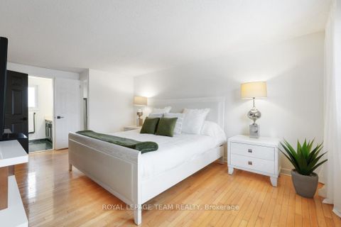 Photo 19 at 28 Holitman Drive, Nepean (Knollsbrook), Ottawa