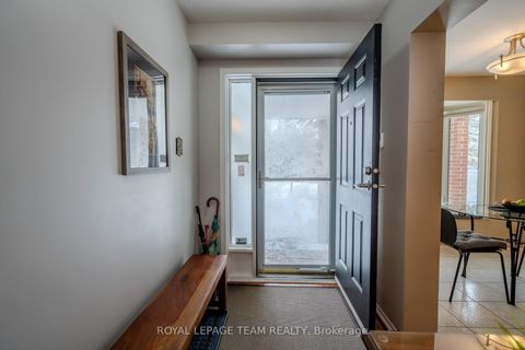 Photo 6 at 118 Seabrooke Drive, Glencairn/Hazeldean, Kanata