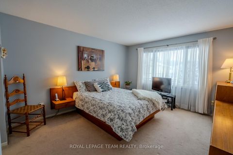 Photo 20 at 118 Seabrooke Drive, Glencairn/Hazeldean, Kanata