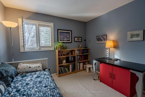 Photo 23 at 118 Seabrooke Drive, Glencairn/Hazeldean, Kanata