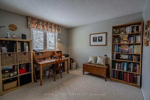 Photo 24 at 118 Seabrooke Drive, Glencairn/Hazeldean, Kanata