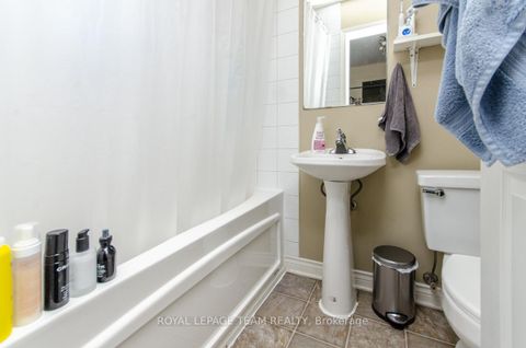 Photo 12 at 395 Mcleod Street, Ottawa Centre