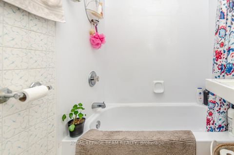 Photo 22 at 395 Mcleod Street, Ottawa Centre