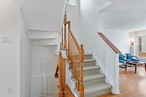 Photo 10 at 116 ESTERBROOK Drive, Mer Bleue/Bradley Estates/Anderson Park, Orleans