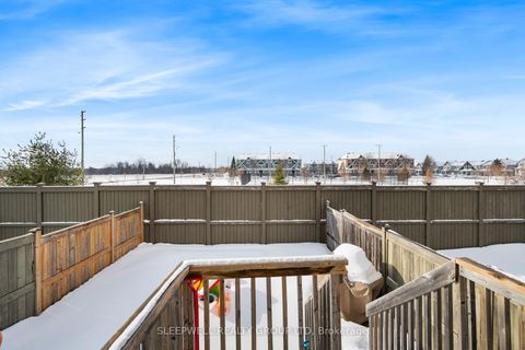 Photo 39 at 566 Meadowcreek Circle, Emerald Meadows/Trailwest, Kanata