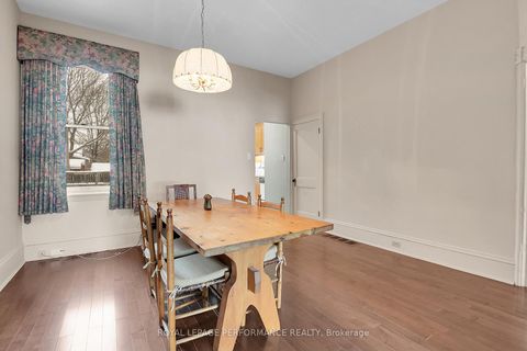 Photo 6 at 337 Lyon Street N, Ottawa Centre