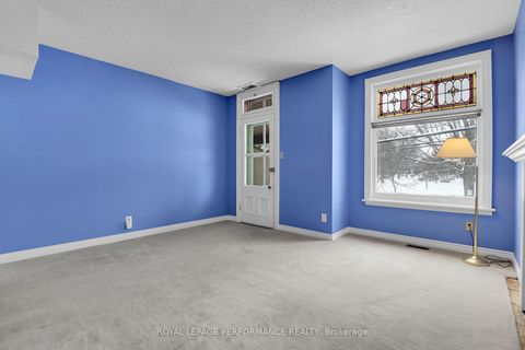 Photo 13 at 337 Lyon Street N, Ottawa Centre