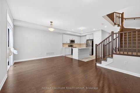 Photo 3 at 887 Eileen Vollick Crescent, Morgan's Grant/South March, Kanata