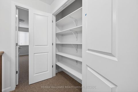 Photo 33 at 887 Eileen Vollick Crescent, Morgan's Grant/South March, Kanata