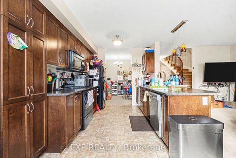 Photo 7 at 735 Regiment Avenue, Emerald Meadows/Trailwest, Kanata