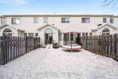 Photo 19 at 735 Regiment Avenue, Emerald Meadows/Trailwest, Kanata