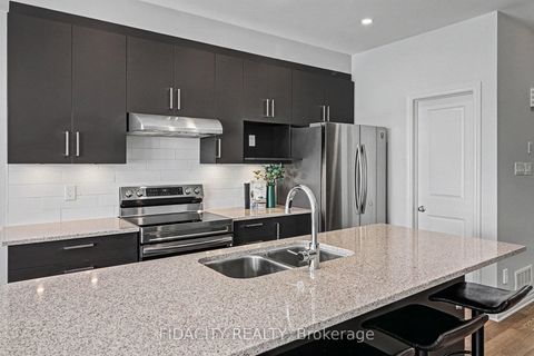 Photo 7 at 919 Antonio Farley Street, Camelot, Orleans