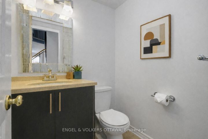 Photo 17 at 101 Halley Street, Nepean (Heritage Park), Ottawa