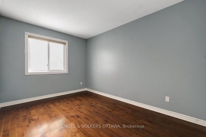 Photo 28 at 101 Halley Street, Nepean (Heritage Park), Ottawa