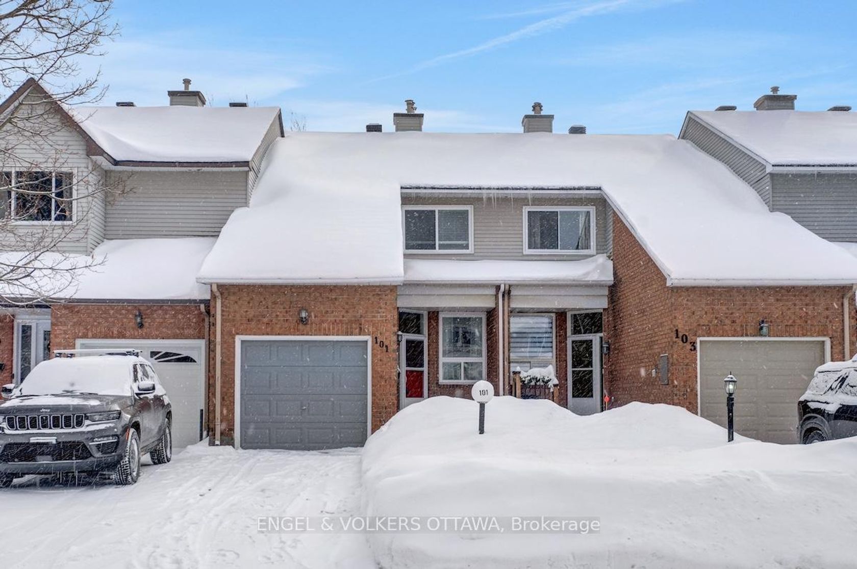 101 Halley Street, Nepean (Heritage Park), Ottawa 