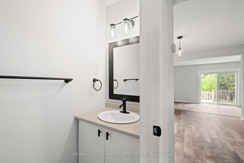 Photo 3 at 1083 Millwood Court, Convent Glen North, Orleans