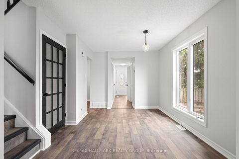 Photo 12 at 1083 Millwood Court, Convent Glen North, Orleans