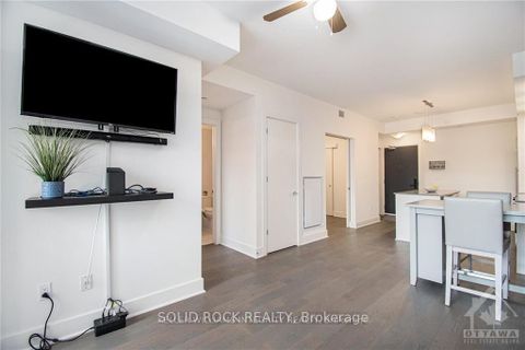 Photo 4 at 213 - 255 Bay Street, Ottawa Centre
