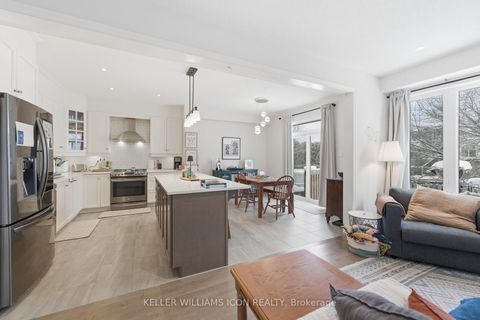 Photo 4 at 132 Asper Trail Circle, Emerald Meadows/Trailwest, Kanata