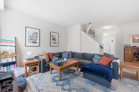 Photo 15 at 132 Asper Trail Circle, Emerald Meadows/Trailwest, Kanata