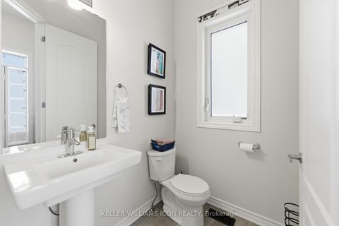 Photo 16 at 132 Asper Trail Circle, Emerald Meadows/Trailwest, Kanata