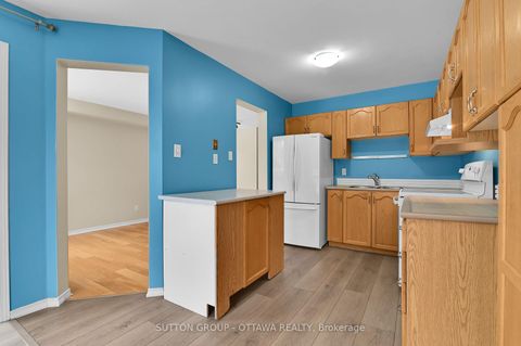 Photo 10 at 107 Jackman Terrace, Katimavik, Kanata