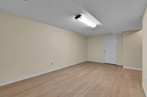 Photo 28 at 107 Jackman Terrace, Katimavik, Kanata