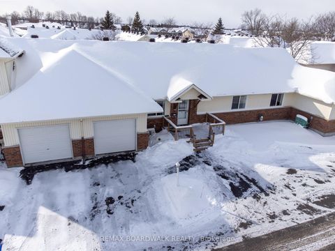 Photo 0 at 206 Oak Leaf Private, Richmond, Stittsville