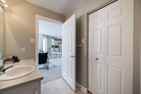 Photo 16 at 206 Oak Leaf Private, Richmond, Stittsville