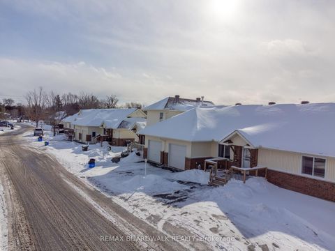 Photo 26 at 206 Oak Leaf Private, Richmond, Stittsville