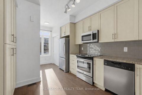 Photo 5 at 6 - 33 Bergeron Private, Chapel Hill, Orleans