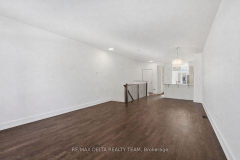 Photo 10 at 6 - 33 Bergeron Private, Chapel Hill, Orleans