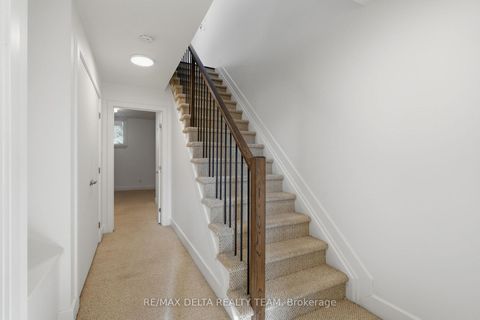 Photo 17 at 6 - 33 Bergeron Private, Chapel Hill, Orleans