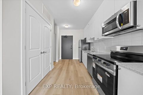 Photo 5 at 209 - 2376 Tenth Line, Avalon West, Orleans