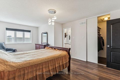 Photo 18 at 223 Catamount Court, Emerald Meadows/Trailwest, Kanata