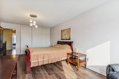 Photo 19 at 223 Catamount Court, Emerald Meadows/Trailwest, Kanata