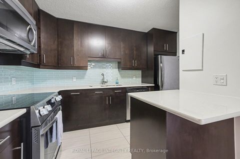 Photo 11 at 304 - 71 Somerset Street W, Ottawa Centre/Golden Triangle, Ottawa Centre