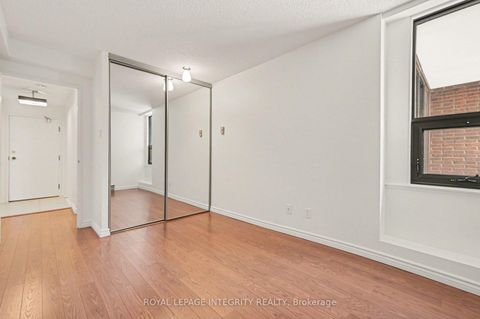 Photo 21 at 304 - 71 Somerset Street W, Ottawa Centre/Golden Triangle, Ottawa Centre