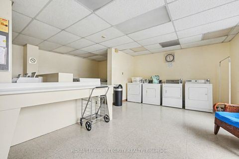 Photo 25 at 304 - 71 Somerset Street W, Ottawa Centre/Golden Triangle, Ottawa Centre