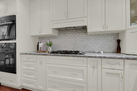 Photo 16 at 121 Macdonald Street, Ottawa Centre/Golden Triangle, Ottawa Centre