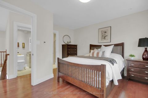 Photo 32 at 121 Macdonald Street, Ottawa Centre/Golden Triangle, Ottawa Centre