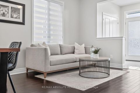 Photo 5 at 1008 Manege Street, Stittsville (South), Stittsville