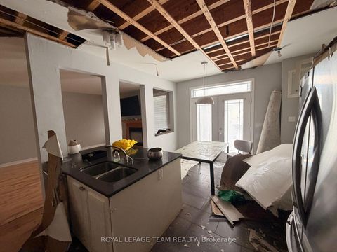 Photo 11 at 300 Fairlakes Way, Avalon East, Orleans