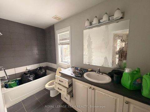 Photo 16 at 300 Fairlakes Way, Avalon East, Orleans