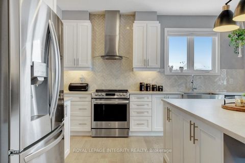 Photo 12 at 129 Reliance Ridge, Emerald Meadows/Trailwest, Kanata